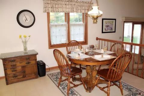 1401 Brandywine Dr, Munster, IN 46321 photo 6