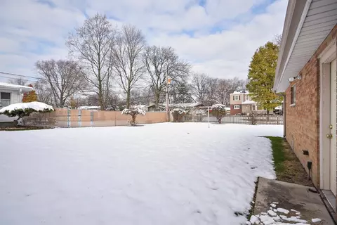 1523 Macarthur Blvd, Munster, IN 46321 photo 10