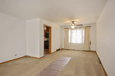 1523 Macarthur Blvd, Munster, IN 46321 photo 4