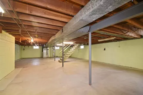 1523 Macarthur Blvd, Munster, IN 46321 photo 5