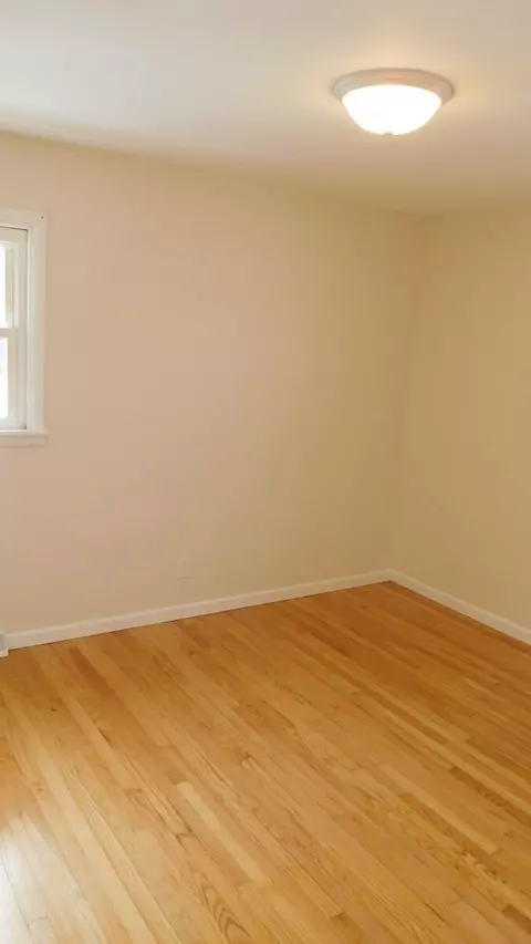 7141 Birch Ave, Gary, IN 46403 photo 10