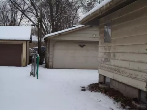 4225 Ryan Ct, Gary, IN 46403 photo 2