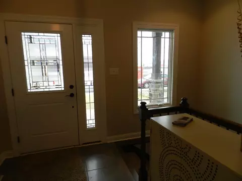 10779 Walnut Dr, Saint John, IN 46373 photo 2