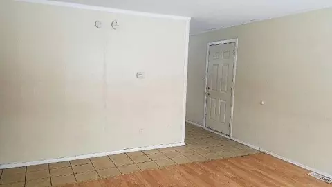 4622 E 6th Pl, Gary, IN 46403 photo 5