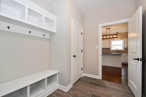 1008 Oak Grove Ct, Crown Point, IN 46307 photo 7