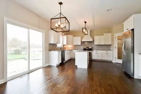 1008 Oak Grove Ct, Crown Point, IN 46307 photo 3