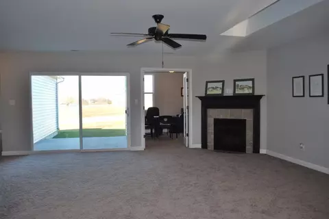 7922 Wright St, Merrillville, IN 46410 photo 3
