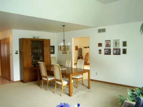 1303 Cedar Crest Dr, Munster, IN 46321 photo 5