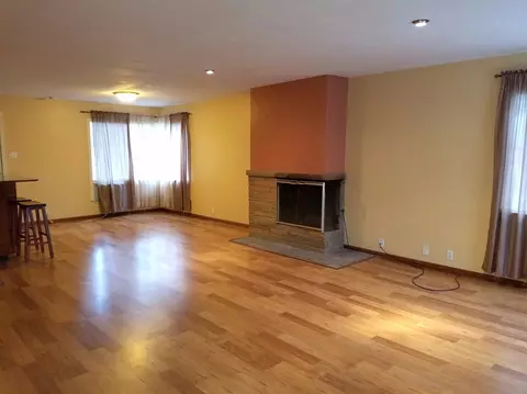 930 N Warrick St, Gary, IN 46403 photo 3