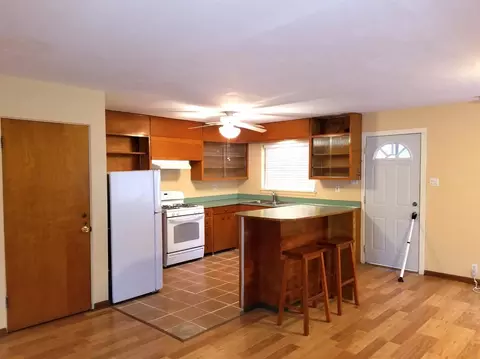 930 N Warrick St, Gary, IN 46403 photo 7
