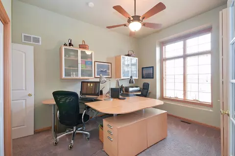 10550 Knickerbocker Ct, Saint John, IN 46373 photo 8
