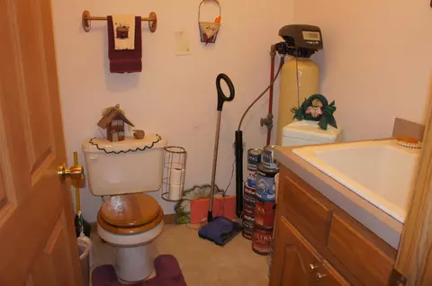 3843 E St Rd 10, Wheatfield, IN 46392 photo 9