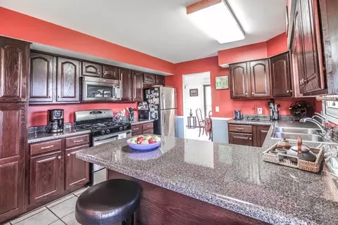 10625 Hendricks Pl, Crown Point, IN 46307 photo 9