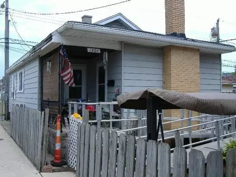 1501 Fred St, Whiting, IN 46394 photo 5