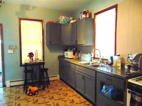 6101 E 6th Pl, Gary, IN 46403 photo 5
