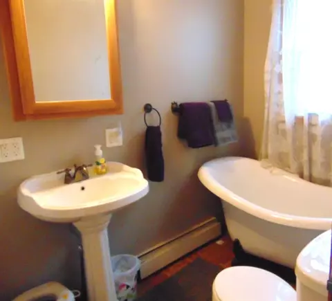 6101 E 6th Pl, Gary, IN 46403 photo 10