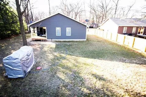 312 W College Ave, Kouts, IN 46347 photo 10