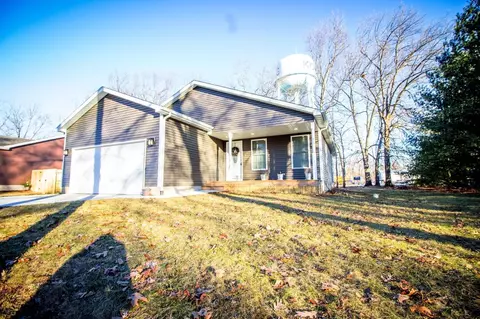 312 W College Ave, Kouts, IN 46347 photo 5
