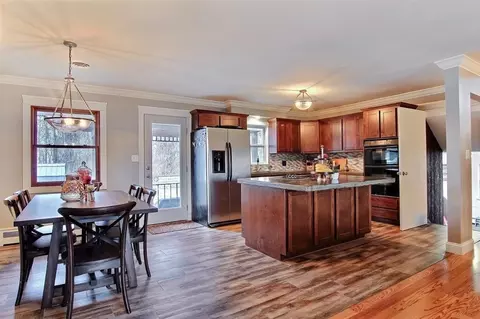 308 W 38th Ct, Griffith, IN 46319 photo 9