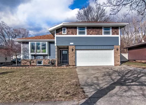 308 W 38th Ct, Griffith, IN 46319 photo 1