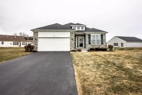 566 E 116th Ct, Crown Point, IN 46307 photo 1