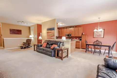 566 E 116th Ct, Crown Point, IN 46307 photo 5
