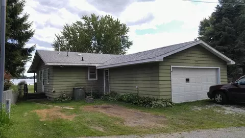 239 Lakeview Dr, Walkerton, IN 46574 photo 1