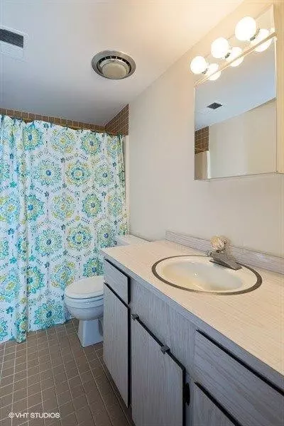 435 Old Stone Rd #B-4, Munster, IN 46321 photo 7