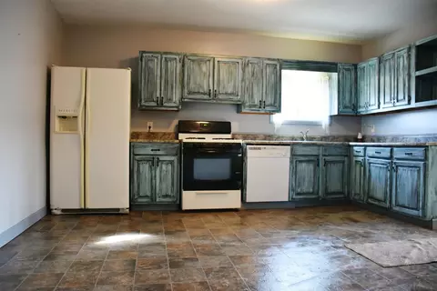 755 E 250, Winamac, IN 46996 photo 3