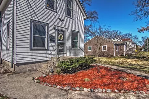 314 N Dwiggins St, Griffith, IN 46319 photo 3