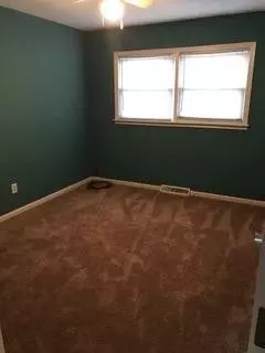 218 E Glen Park Ave, Griffith, IN 46319 photo 6