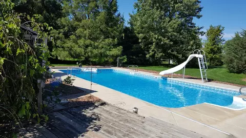 1564 E 153rd Ave, Crown Point, IN 46307 photo 6