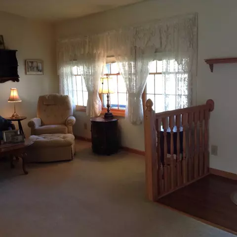 8409 N 300, Rolling Prairie, IN 46371 photo 5