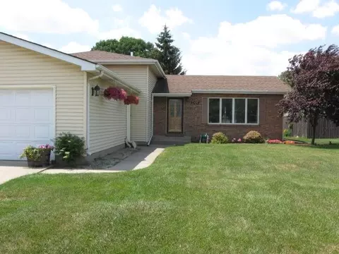 546 N Holly Ln, Griffith, IN 46319 photo 3