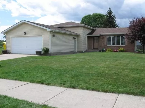 546 N Holly Ln, Griffith, IN 46319 photo 2