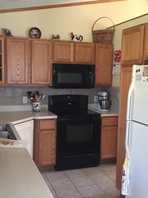 4043 E Rolling Dr, Rolling Prairie, IN 46371 photo 8