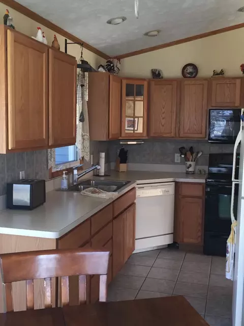 4043 E Rolling Dr, Rolling Prairie, IN 46371 photo 6