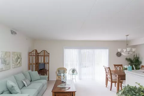407 Swan Dr #2C, Dyer, IN 46311 photo 10