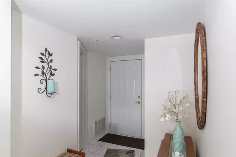 407 Swan Dr #2C, Dyer, IN 46311 photo 7