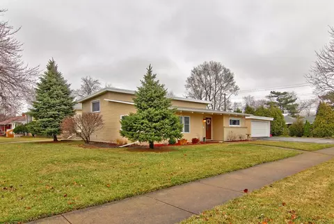 8045 Jackson Ave, Munster, IN 46321 photo 1