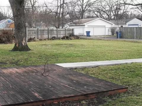 603 W Oak Pl, Griffith, IN 46319 photo 7
