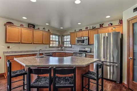 2510 W Oriole Dr, Wheatfield, IN 46392 photo 7