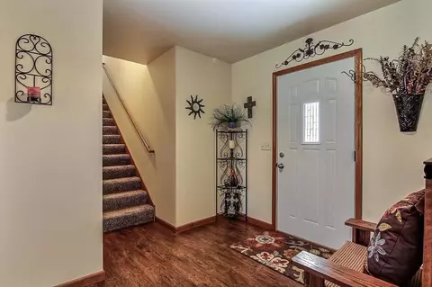 2510 W Oriole Dr, Wheatfield, IN 46392 photo 5