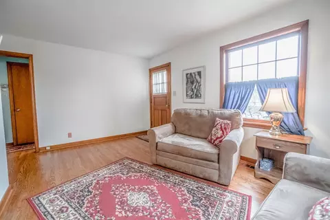 7640 Manor Ave, Munster, IN 46321 photo 2