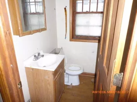 339 Mckinley St, Gary, IN 46404 photo 10