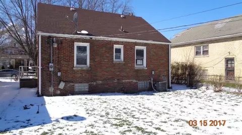 1415 Delaware St, Gary, IN 46407 photo 5