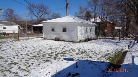 1415 Delaware St, Gary, IN 46407 photo 4