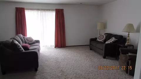 900 Camellia Dr #2, Munster, IN 46321 photo 3
