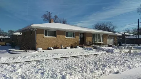 2395 W 20th Pl, Gary, IN 46404 photo 3