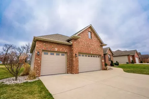 8631 Tapper St, Saint John, IN 46373 photo 3